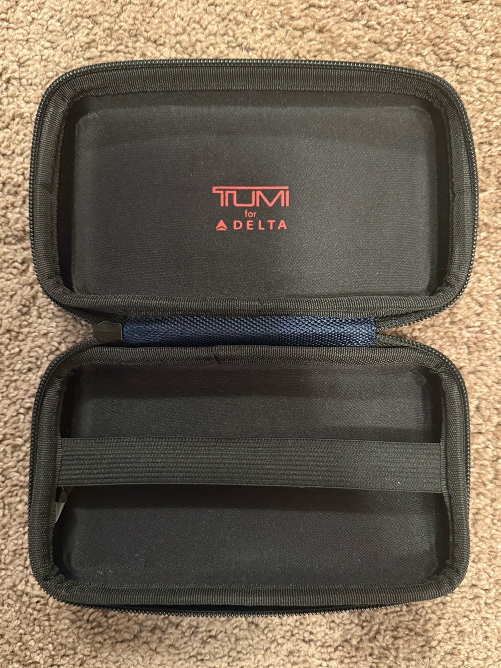 Tumi X Delta Travel Case (Luxury Brand- See Photos)